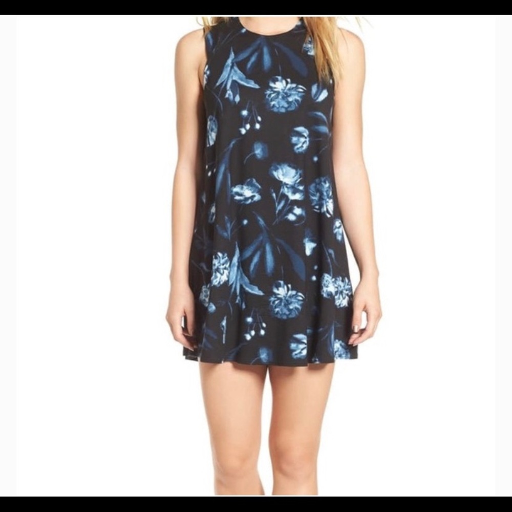 Mid length Dress (M) RVCA